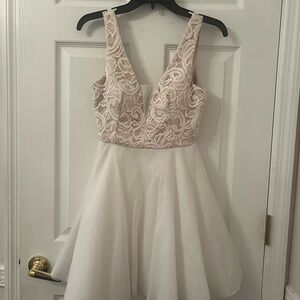 Elegant Lace Mini Dress in Cream